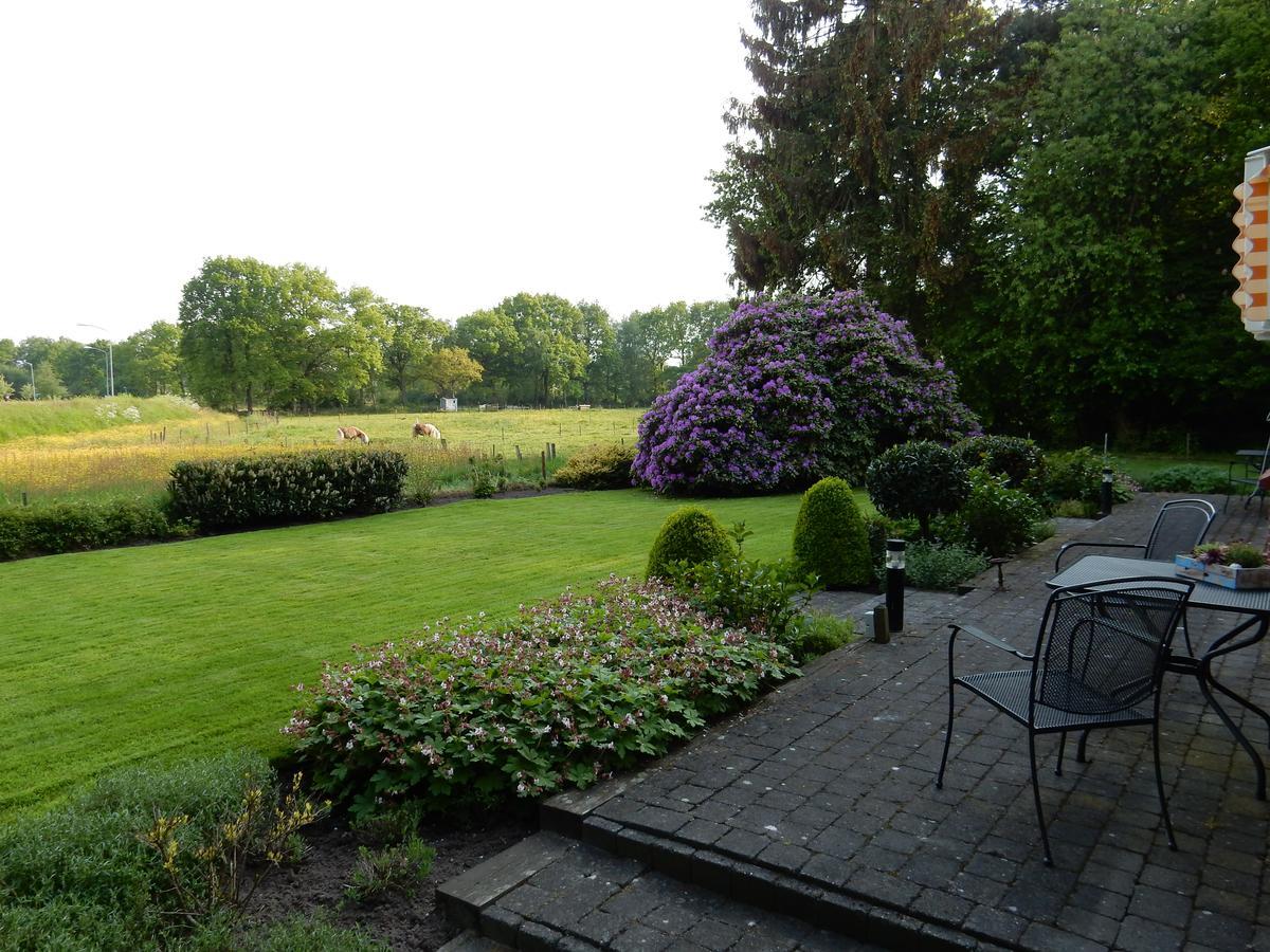 B&B De Zulthe Roden Exteriér fotografie
